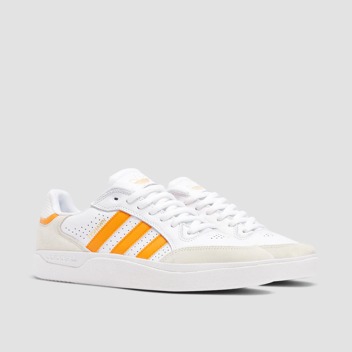 adidas Tyshawn Low Shoes - Ftwr White/Crystal White/Gold Met - Image 2