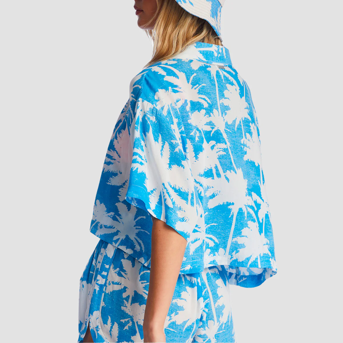 Billabong Sun Is Shining Cropped Short Sleeve Shirt Blue Hawaii - Womens - Image 2