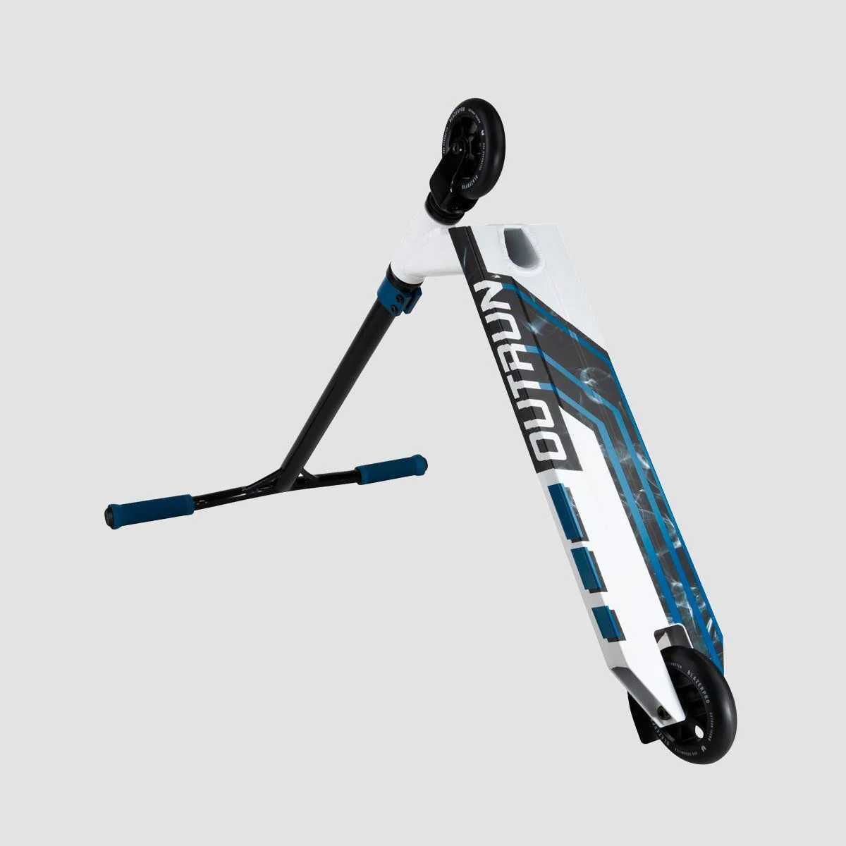 Blazer Pro Outrun 2 FX 500mm Complete Scooter Smoke - Image 2