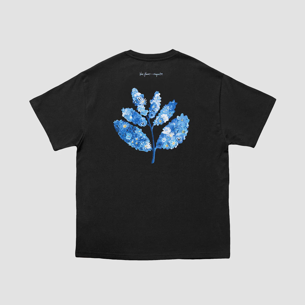 Blue Flowers x Magenta T-Shirt Black