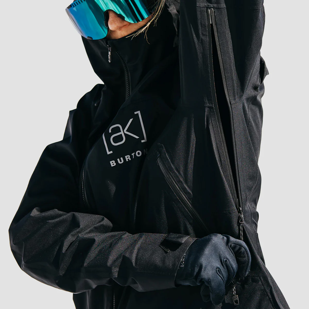 Burton [ak] Surgence GORE-TEX 2L Snow Jacket True Black - Womens - Image 3