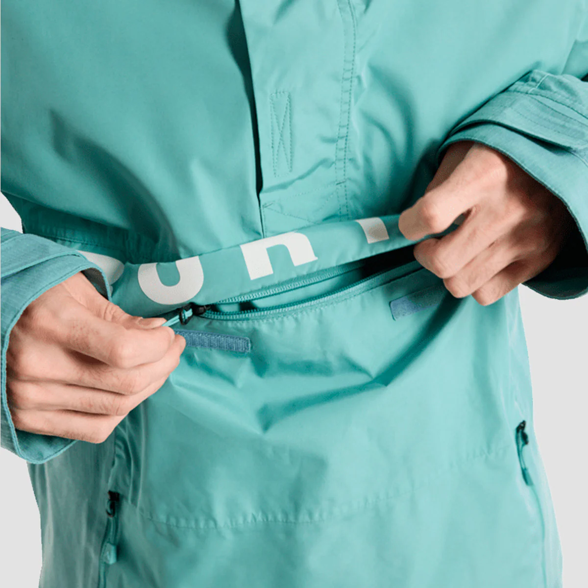 Burton Frostner 2L Pullover Snow Jacket Rock Lichen - Image 3