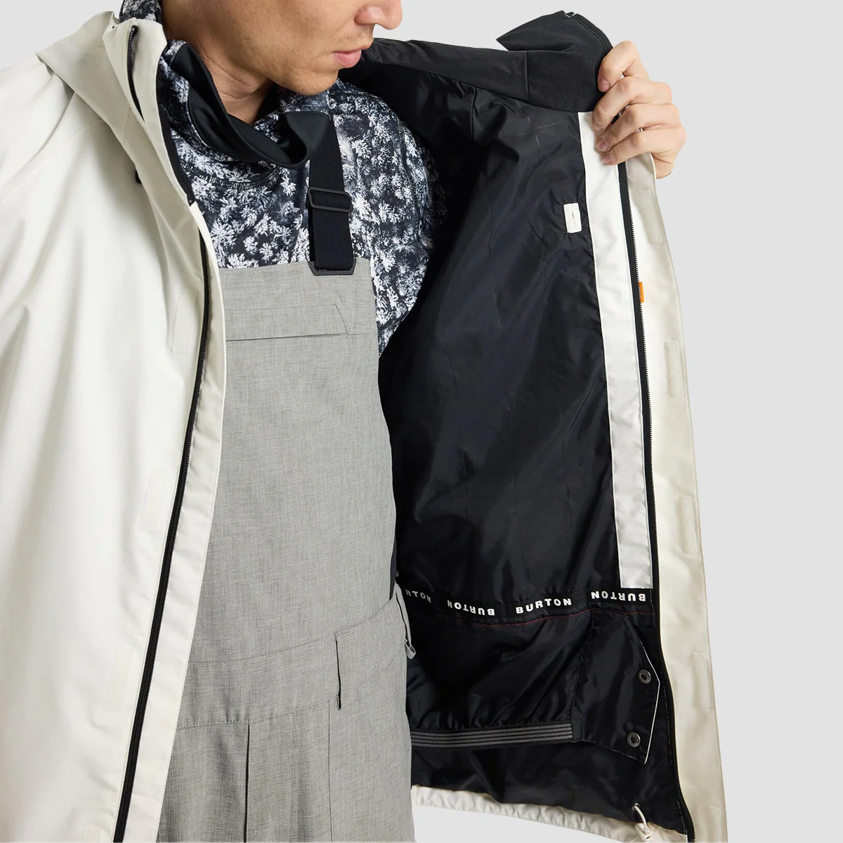 Burton Powline Gore-Tex 2L Snow Jacket Stout White/True Black - Image 4