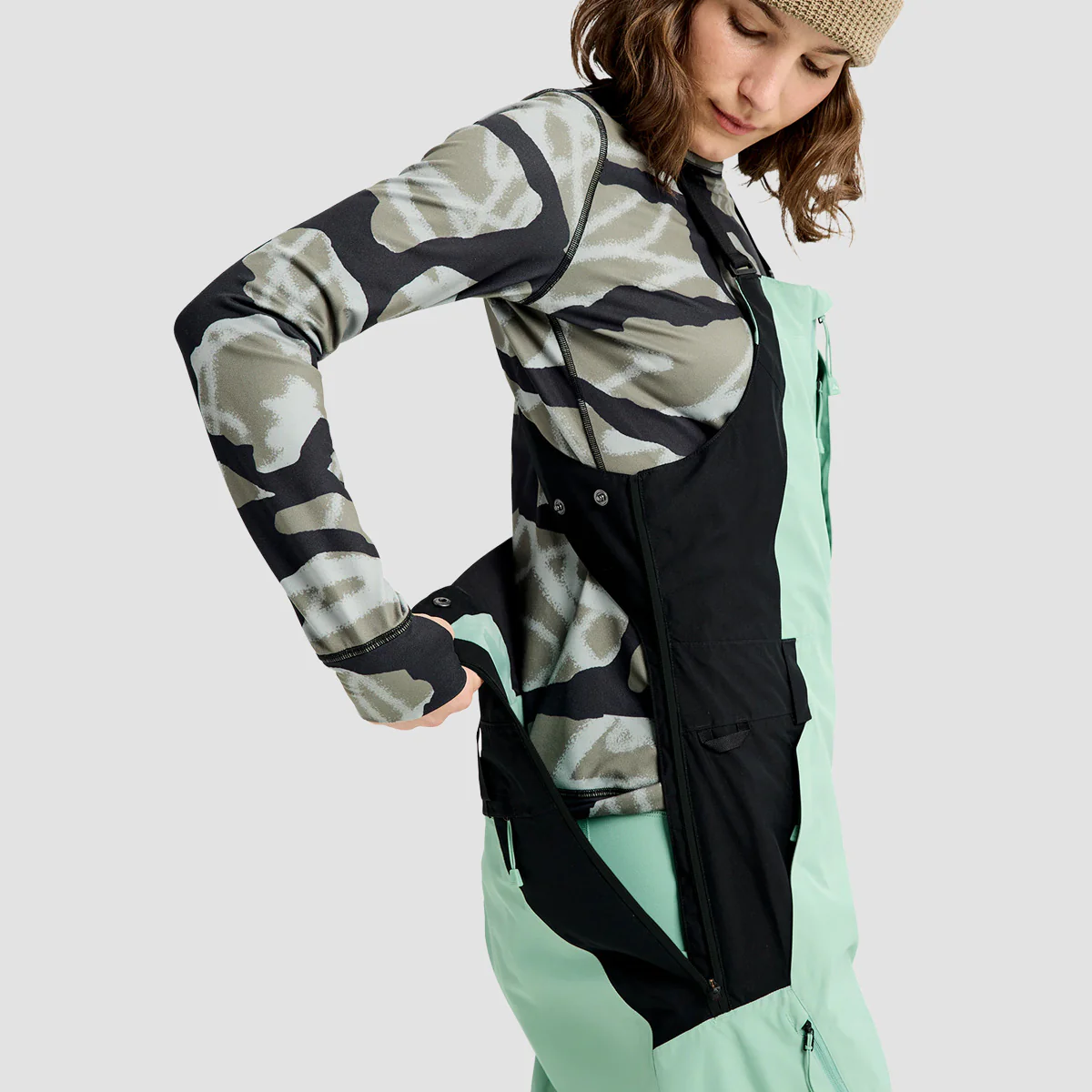 Burton Reserve 2L Snow Bib Pants Soft Sage/True Black - Womens - Image 5