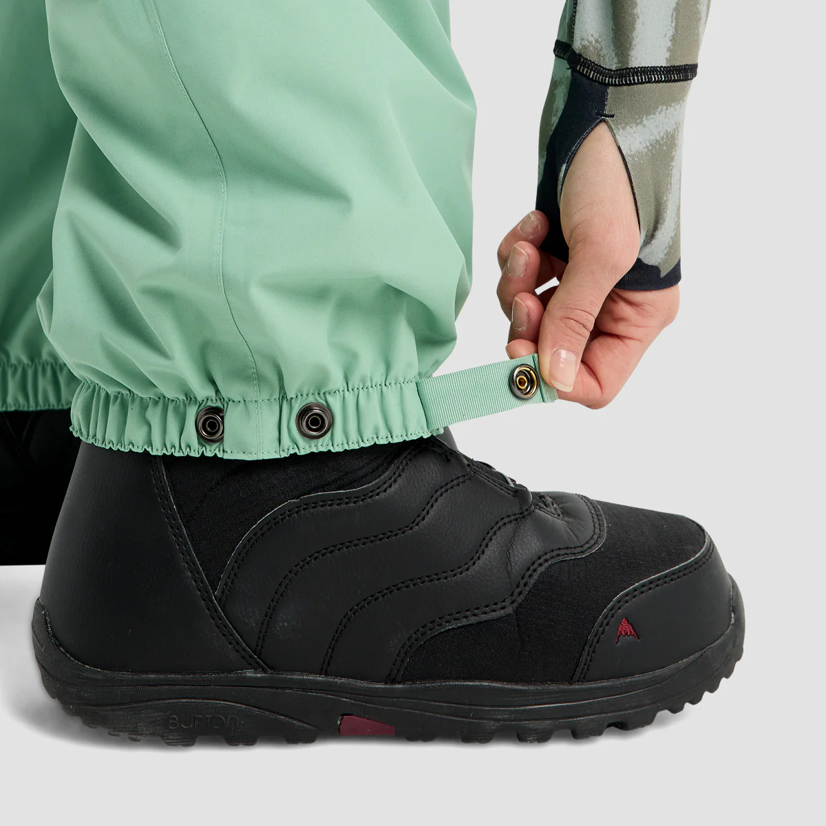 Burton Reserve 2L Snow Bib Pants Soft Sage/True Black - Womens - Image 6