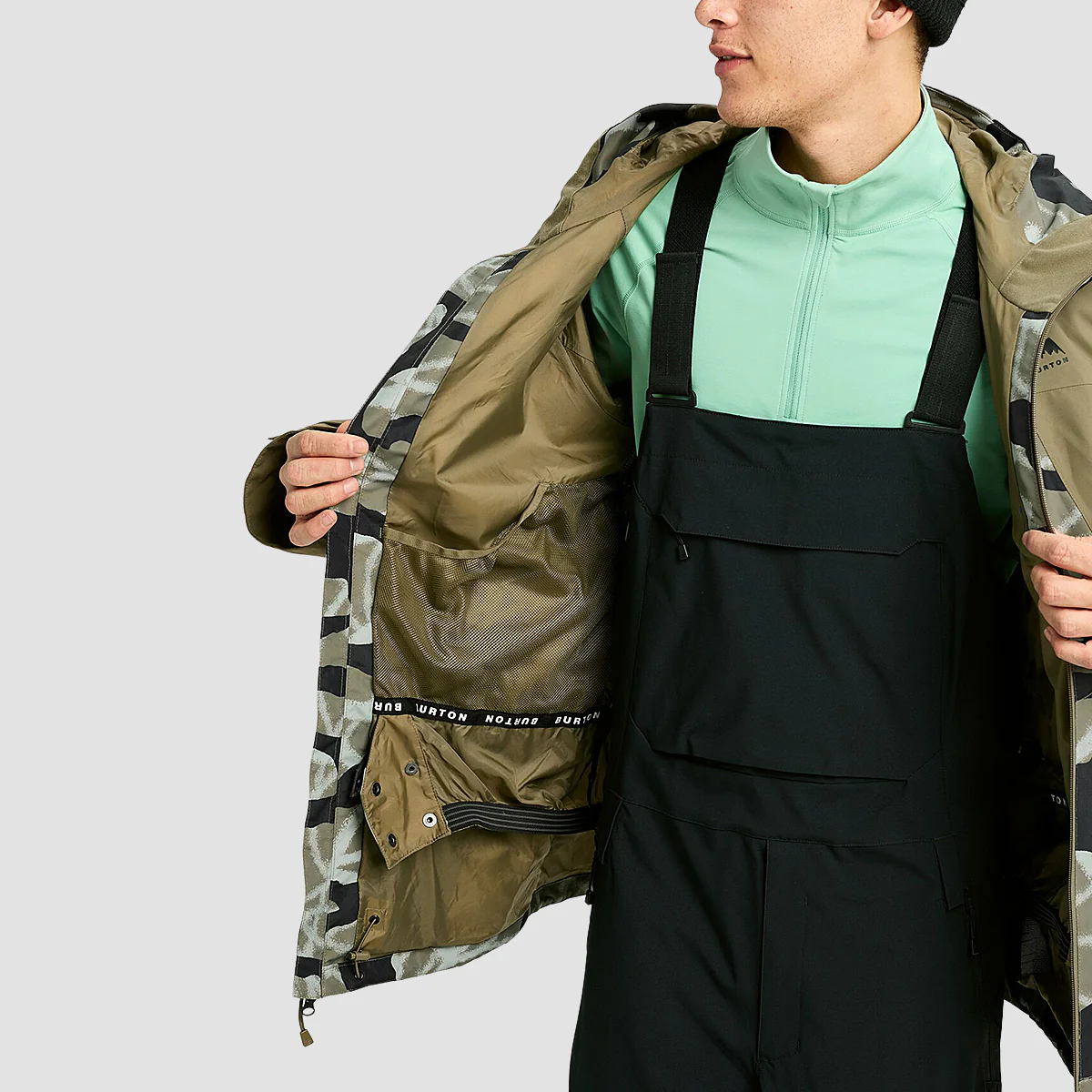 Burton Reserve 2L Snow Jacket Graffiti Camo/Forest Moss - Image 2