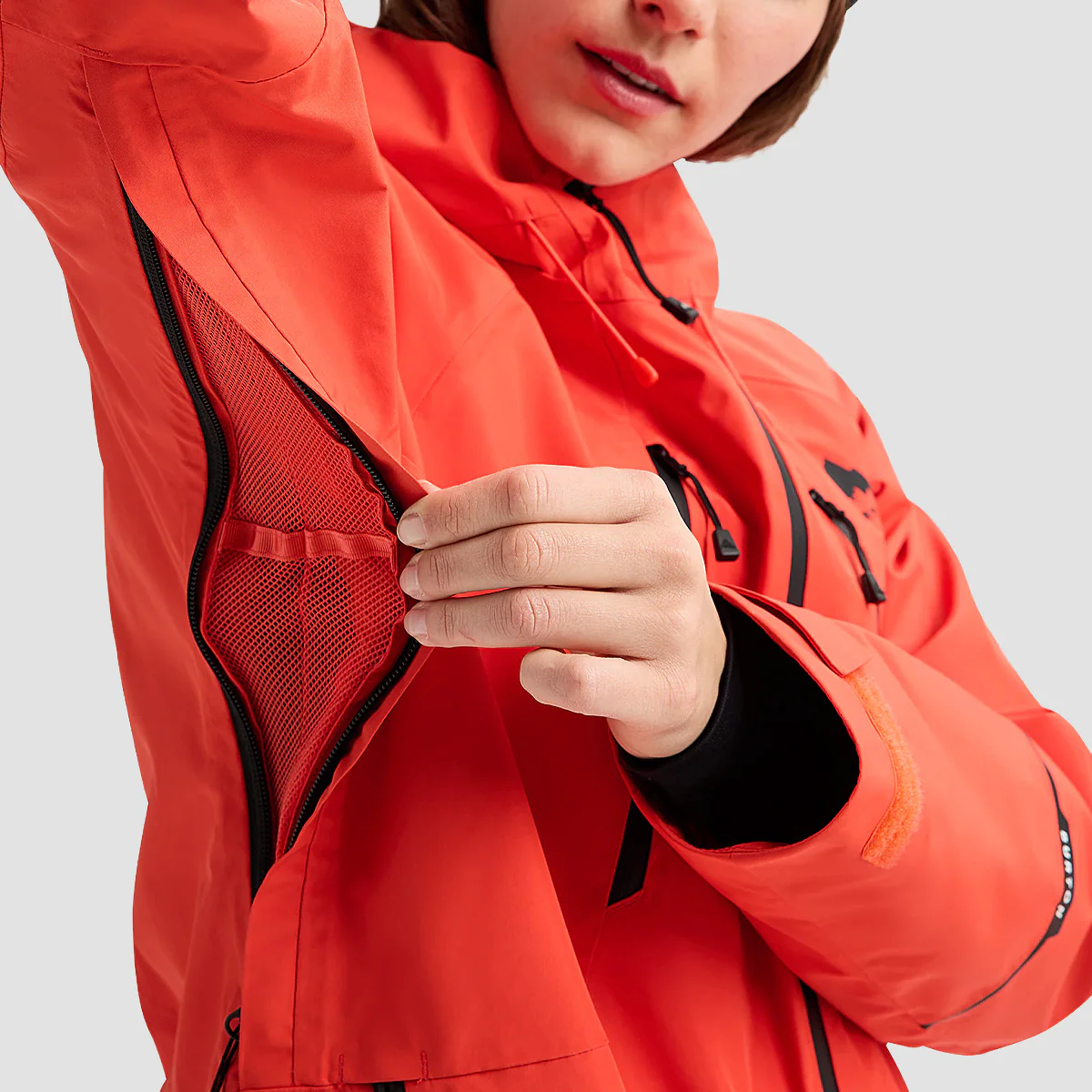 Burton Reserve GORE-TEX 2L Insulated Snow Jacket Fiesta Red - Womens - Image 4