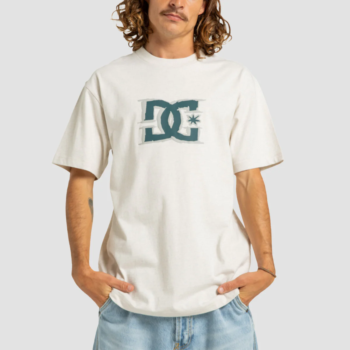 DC Big Deal Star T-Shirt Snow Heather