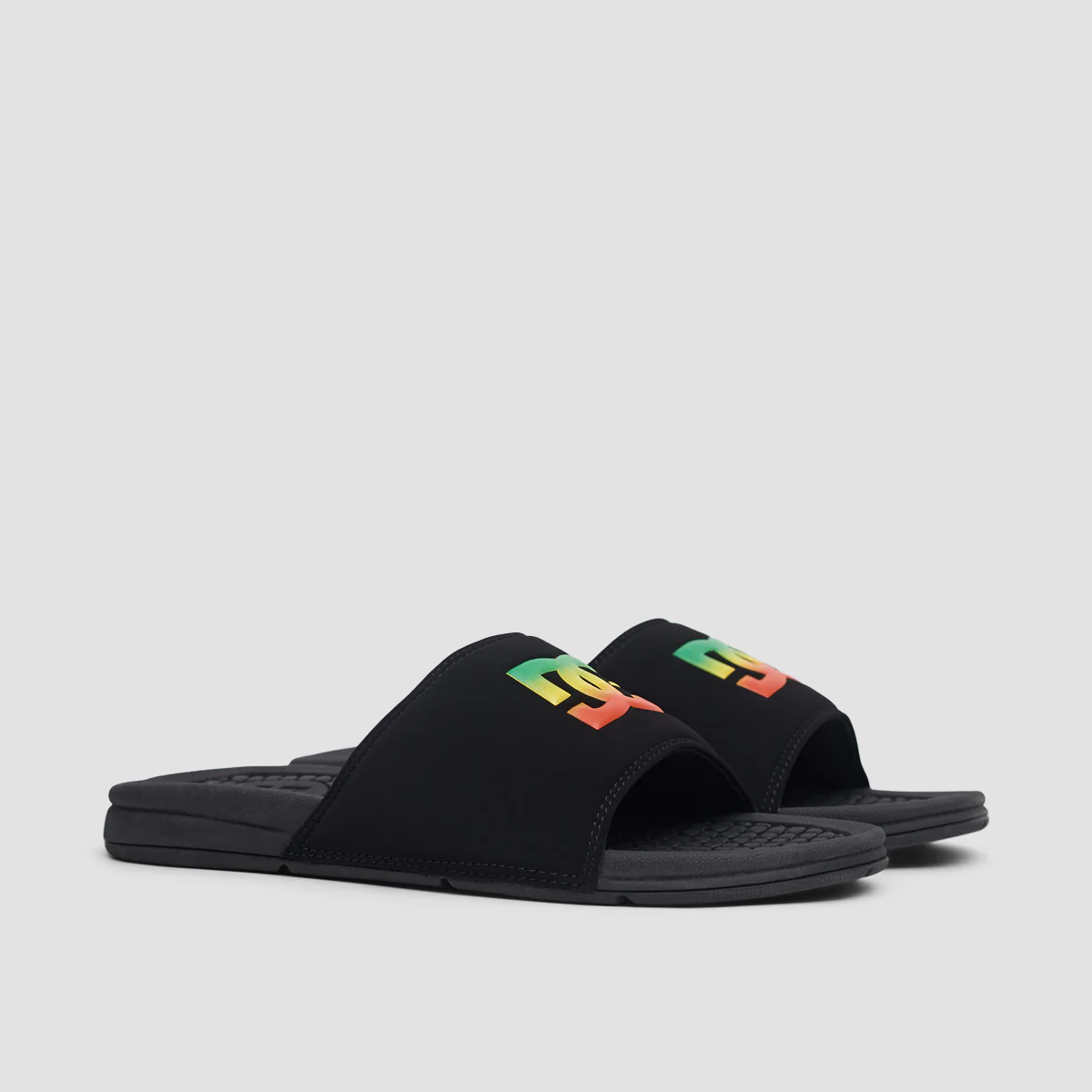 DC Bolsa Slides Black/Black/Red - Image 2