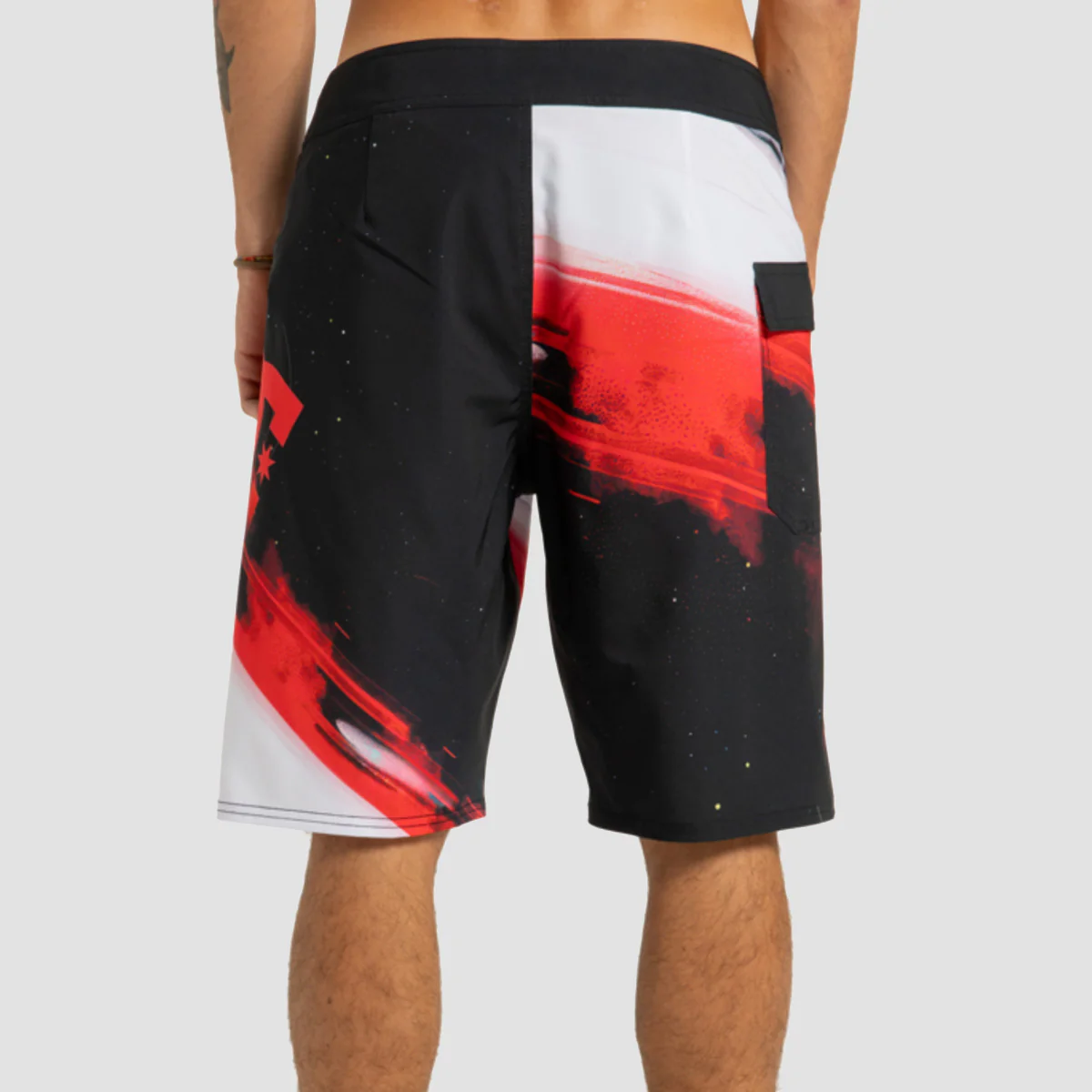 DC Burnout 21" Boardshorts Racing Red - Image 2
