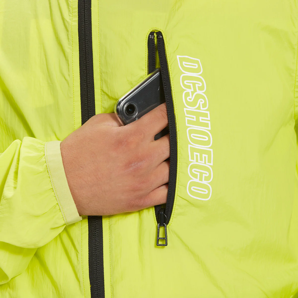 DC Dagup Solid 2 Packable Jacket Limeade - Image 3
