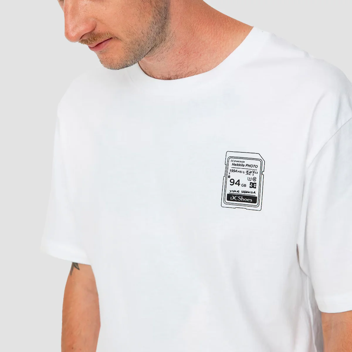 DC Heikkila SW 360 Flip T-Shirt White - Image 3