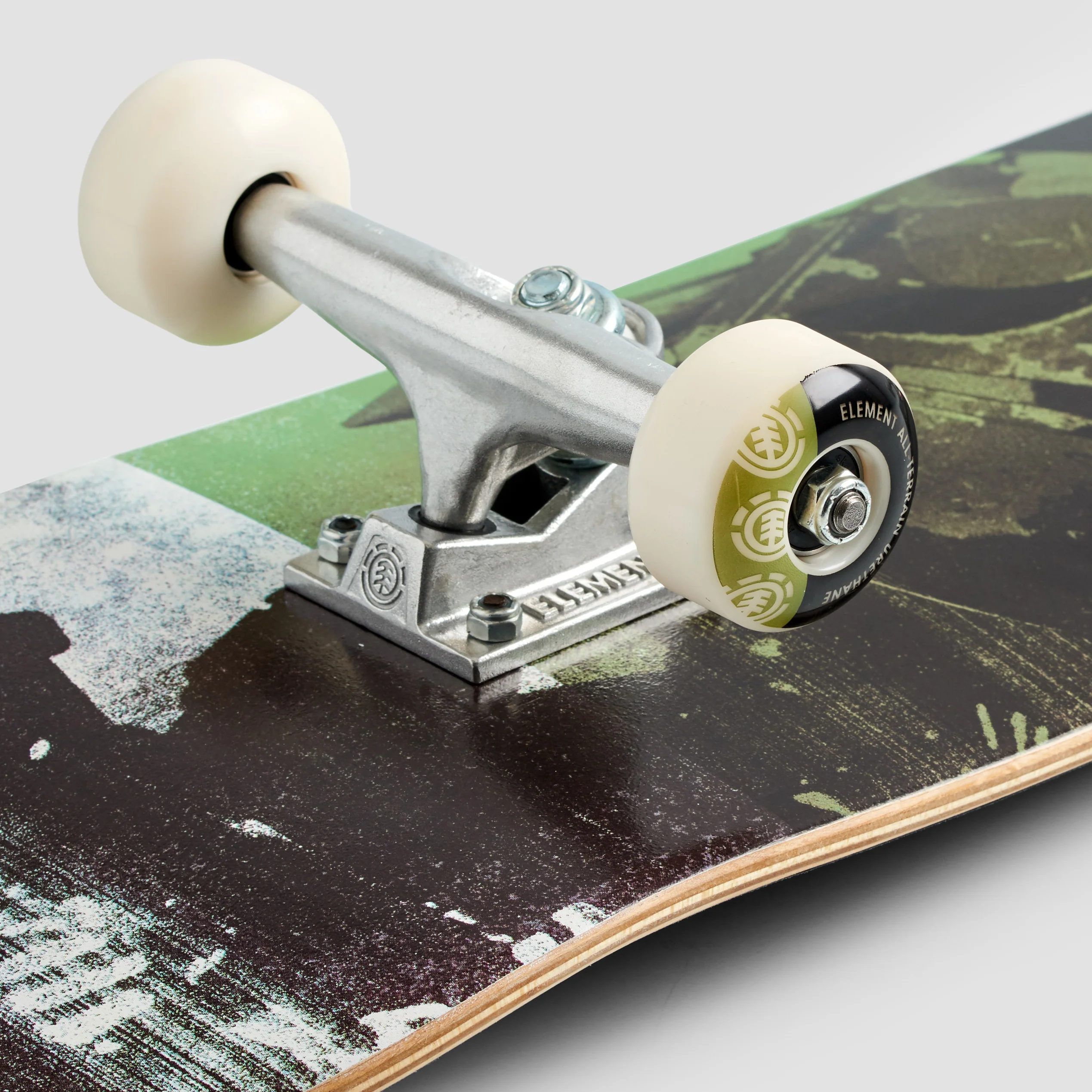 Element X Star Wars Boba Fett Skateboard - 7.75" - Image 2