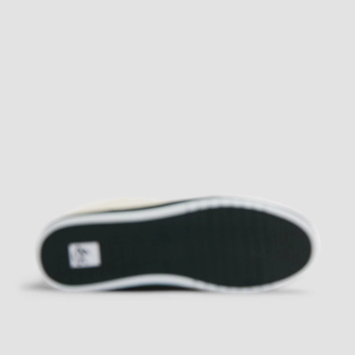 eS Accel Slim Shoes - White/Black/White - Image 5
