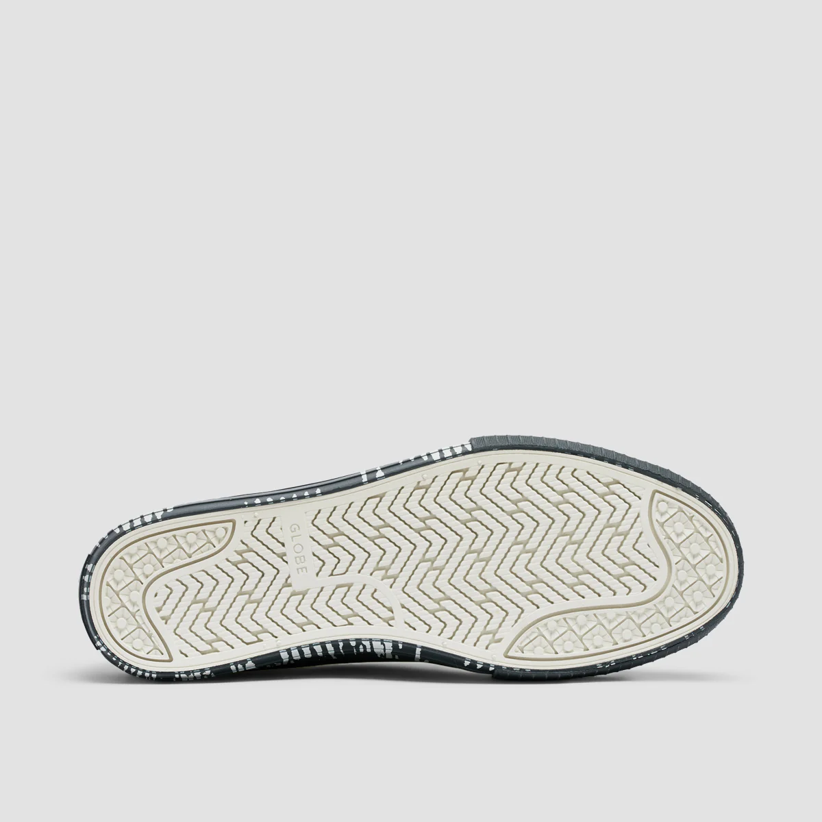 Globe Gillette Shoes - Cream/Graphite/Former - Image 5