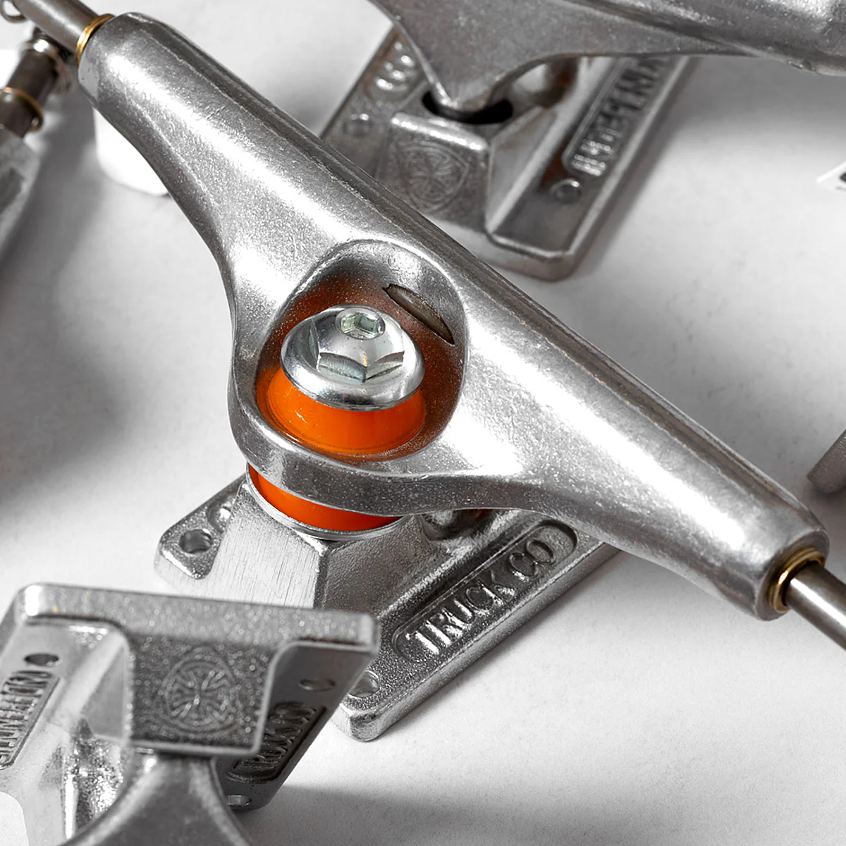 Independent 149 Mid Skateboard Trucks 1 Pair Polished - 8.5" - Image 3