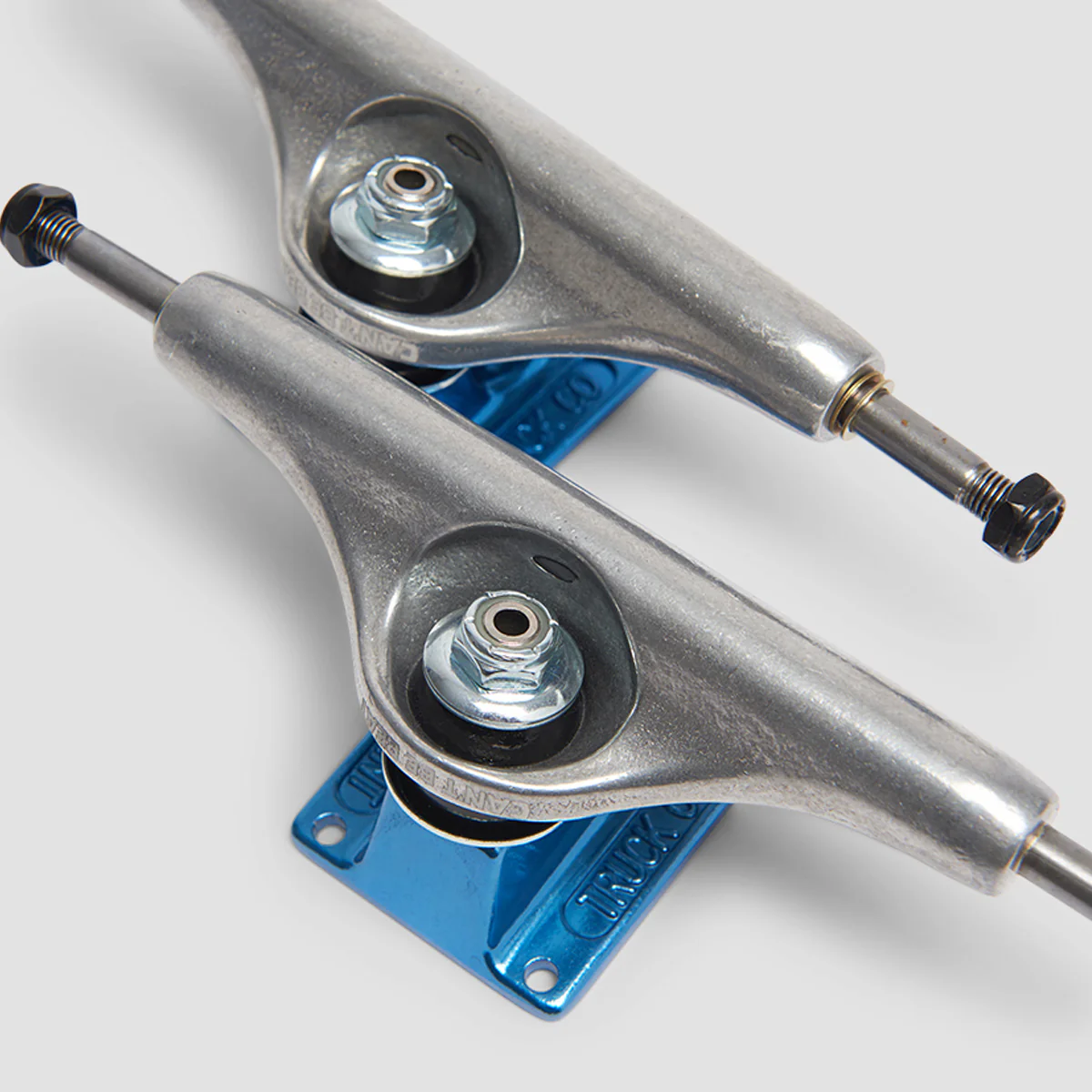 Independent Stage 11 144 Forged Hollow Cant Be Beat 78 Skateboard Trucks 1 Pair Silver/Blue - 8.25" - Image 4