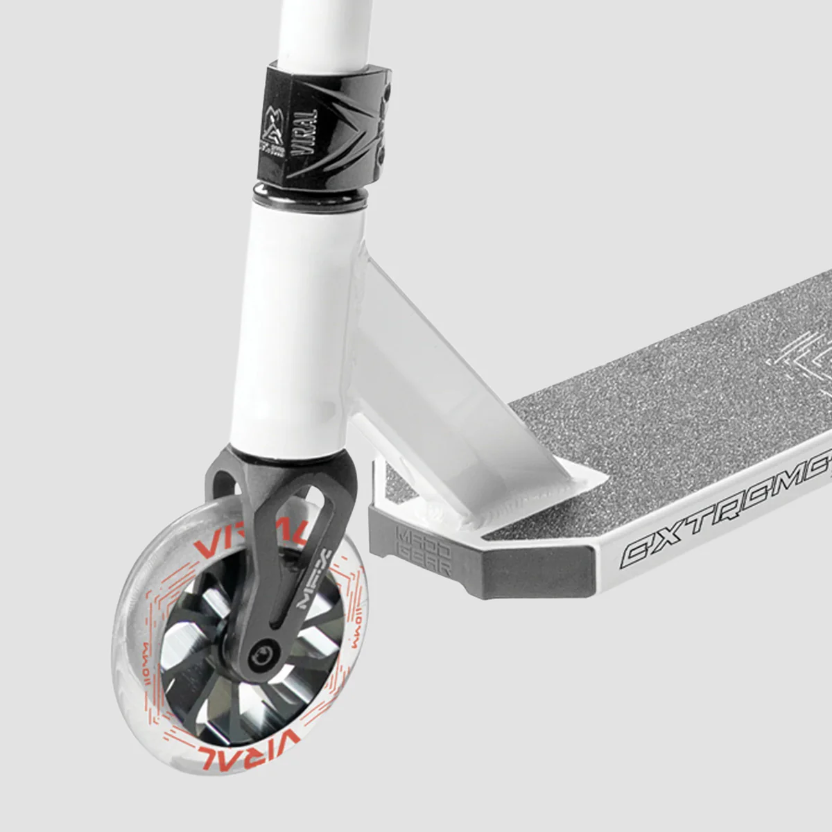 MGP Viral Extreme Pro Scooter Bright White - Image 3