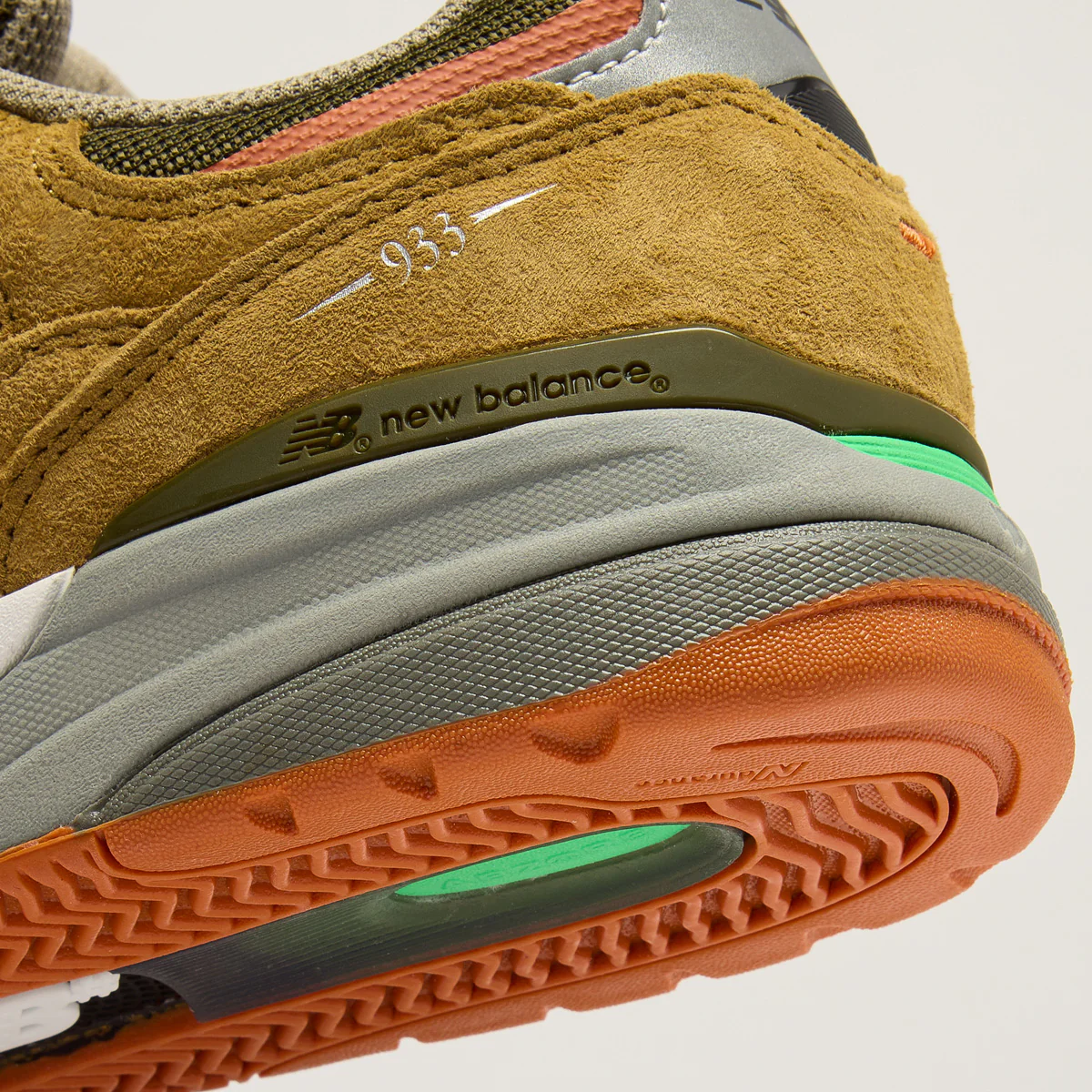 New Balance Numeric Andrew Reynolds 933 Shoes - Camel/Dark Brown - Image 6