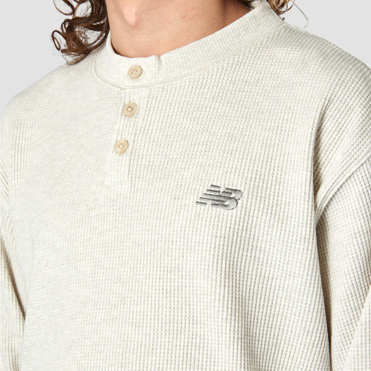 New Balance Waffle Knit Longsleeve Henley T-Shirt Oatmeal Heather - Image 2