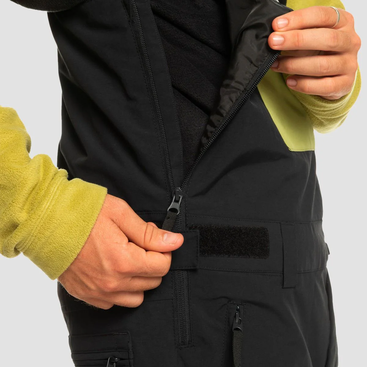 Quiksilver Fly High Bib Snow Pants True Black - Image 2