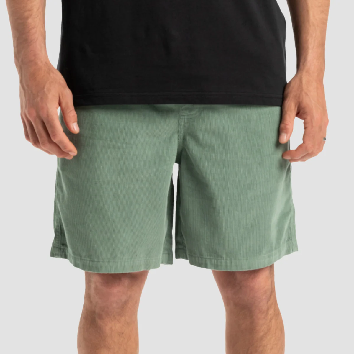 Quiksilver Taxer Corduroy Shorts Chinois Green