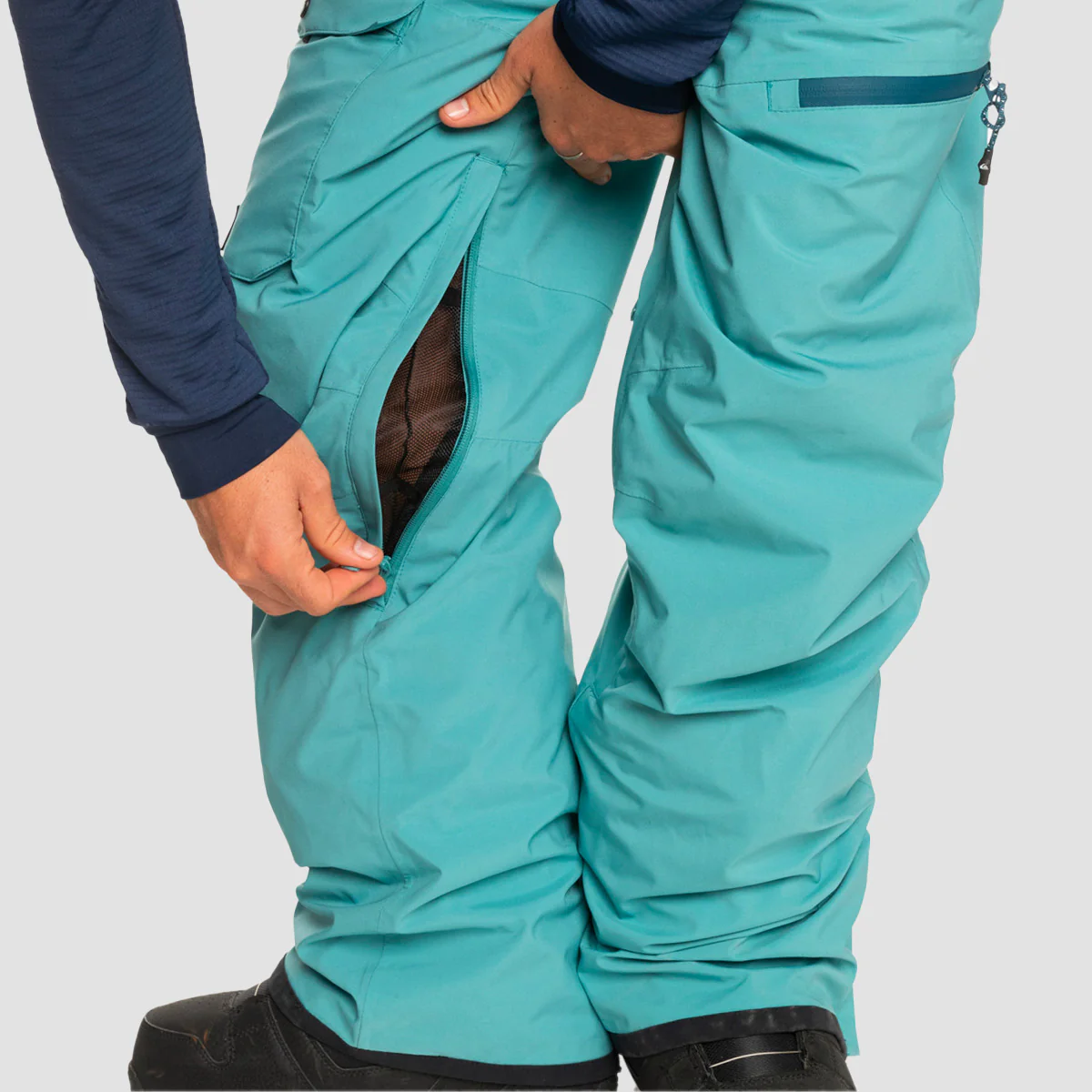 Quiksilver Utility Snow Bib Pants Brittany Blue - Image 4