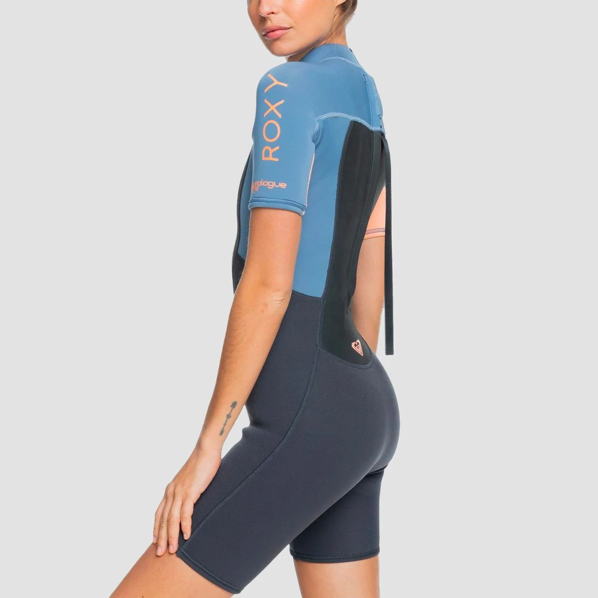Roxy 2/2mm Prologue Back Zip Shorty Wetsuit Cloud Black/Powdered Grey/Sunglow - Womens - Image 2