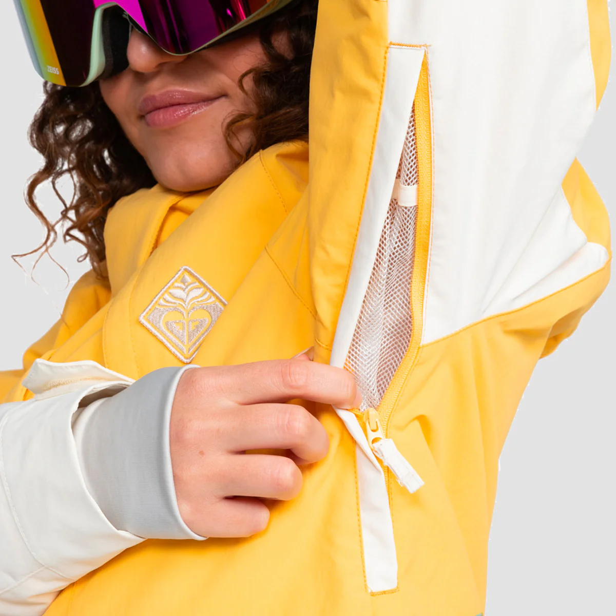 Roxy Ritual 10K Snow Jacket Sunset Gold - Womens - Image 4