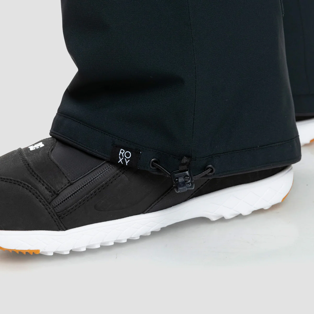 Roxy Woodrose 10K Snow Pants True Black - Womens - Image 5