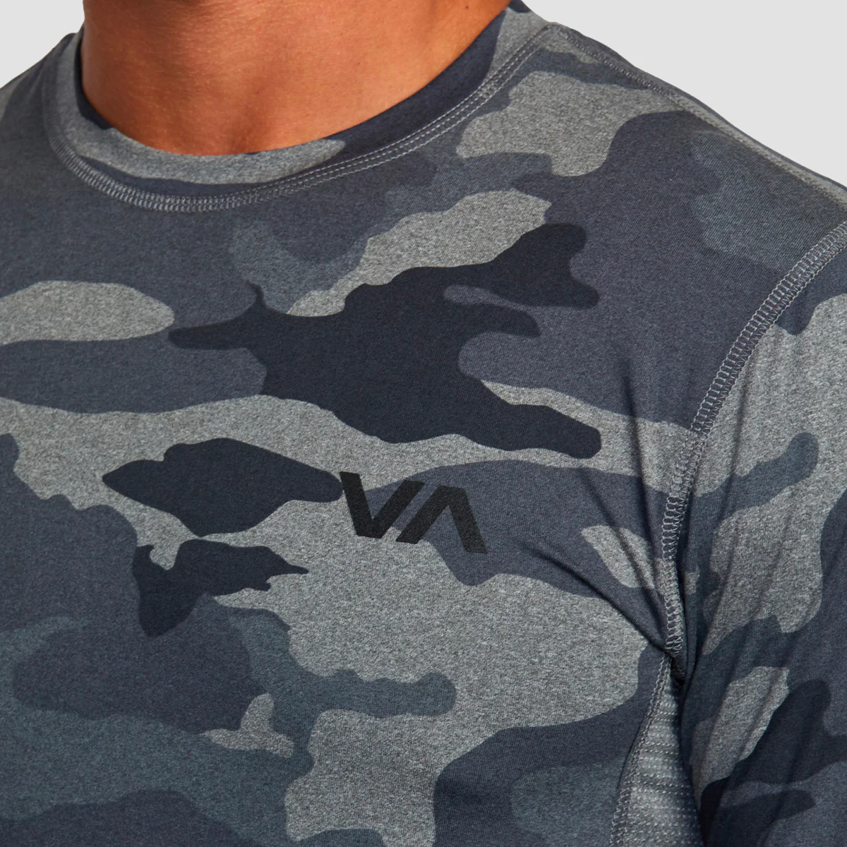 RVCA VA Sport Vent Longsleeve T-Shirt Camo - Image 3