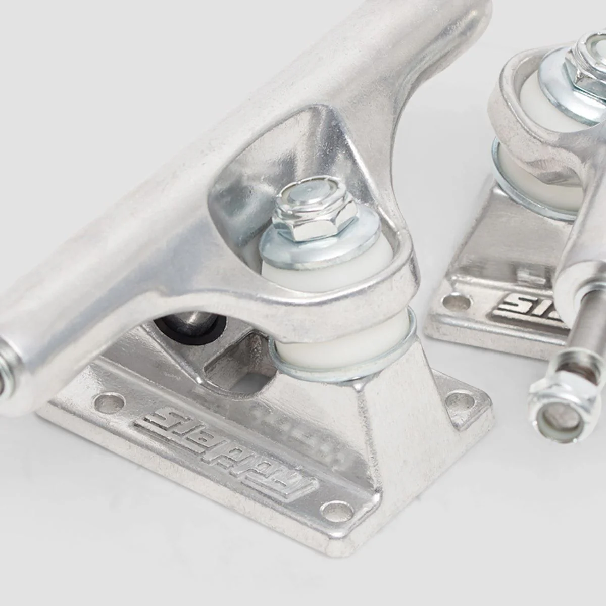 Slappy ST1 Classic Skateboard Trucks 1 Pair Polished - 8.25" - Image 2