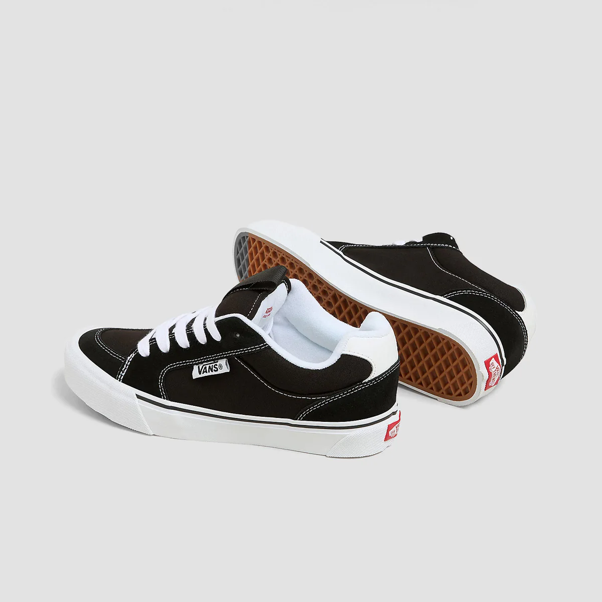 Vans Chukka Push Shoes - Black/White - Image 2