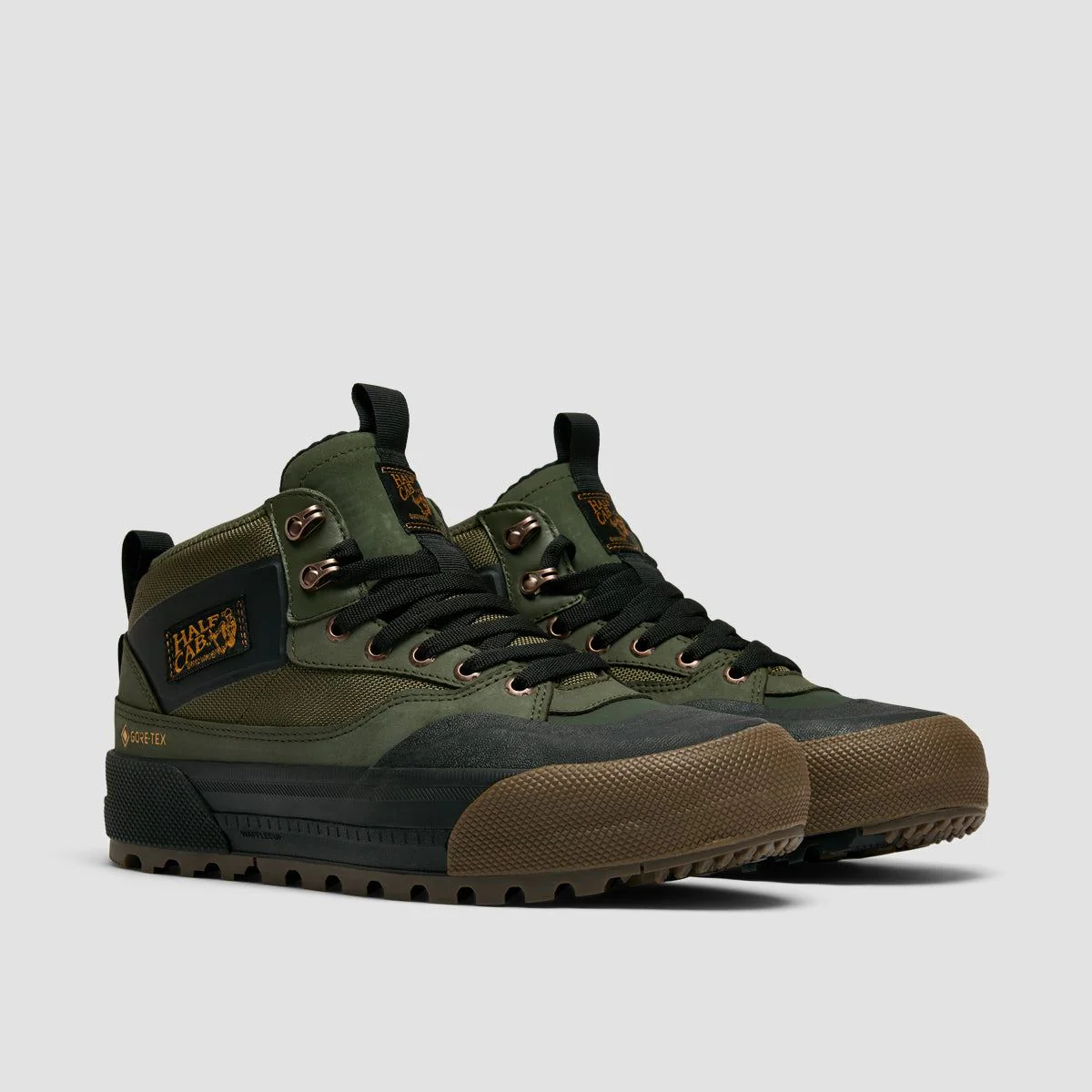 Vans Half Cab GORE-TEX MTE-3 Mid Top Shoes - Grape Leaf/Black - Image 2