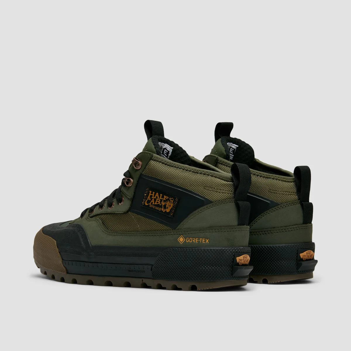 Vans Half Cab GORE-TEX MTE-3 Mid Top Shoes - Grape Leaf/Black - Image 3