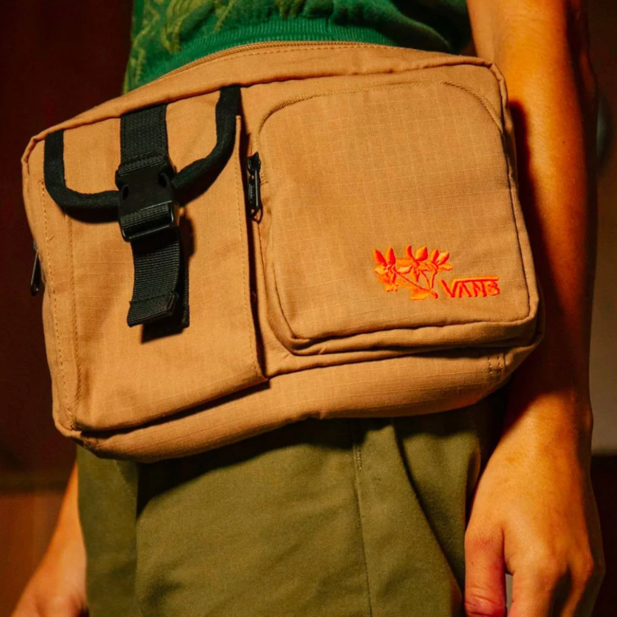 Vans Lizzie Armanto Waist Pack Burro - Womens - Image 3