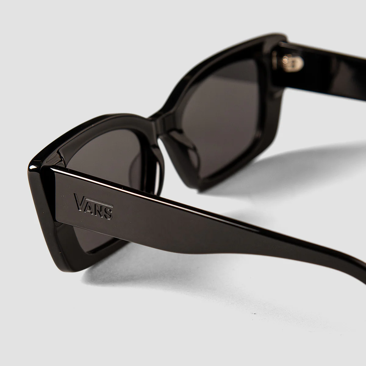 Vans Motz Sunglasses Black - Image 2
