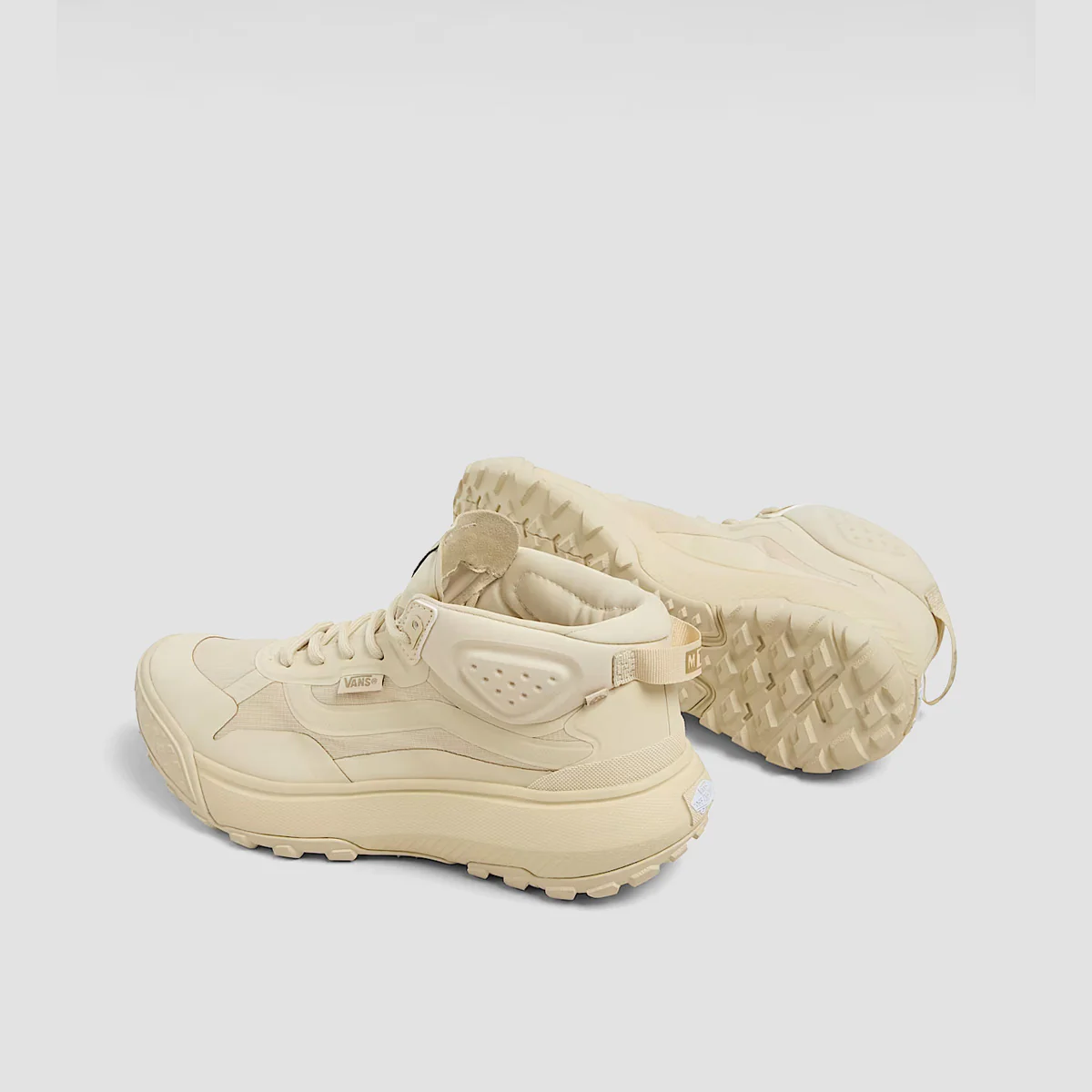Vans MTE Crosspath Mid Top Shoes - Cream - Image 3