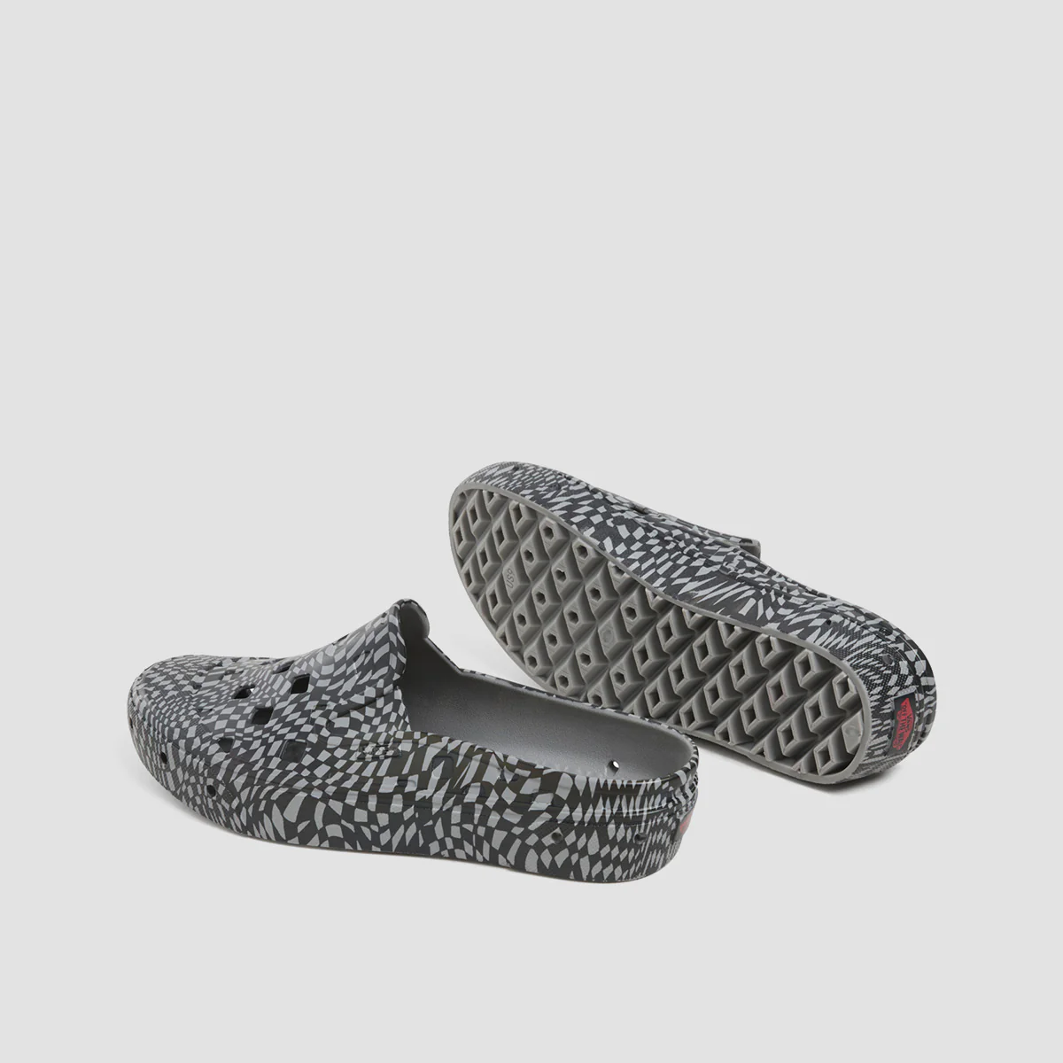 Vans MTE Slip-On Mule TRK Shoes - Surf Essentials Black/Black/Grey - Image 3