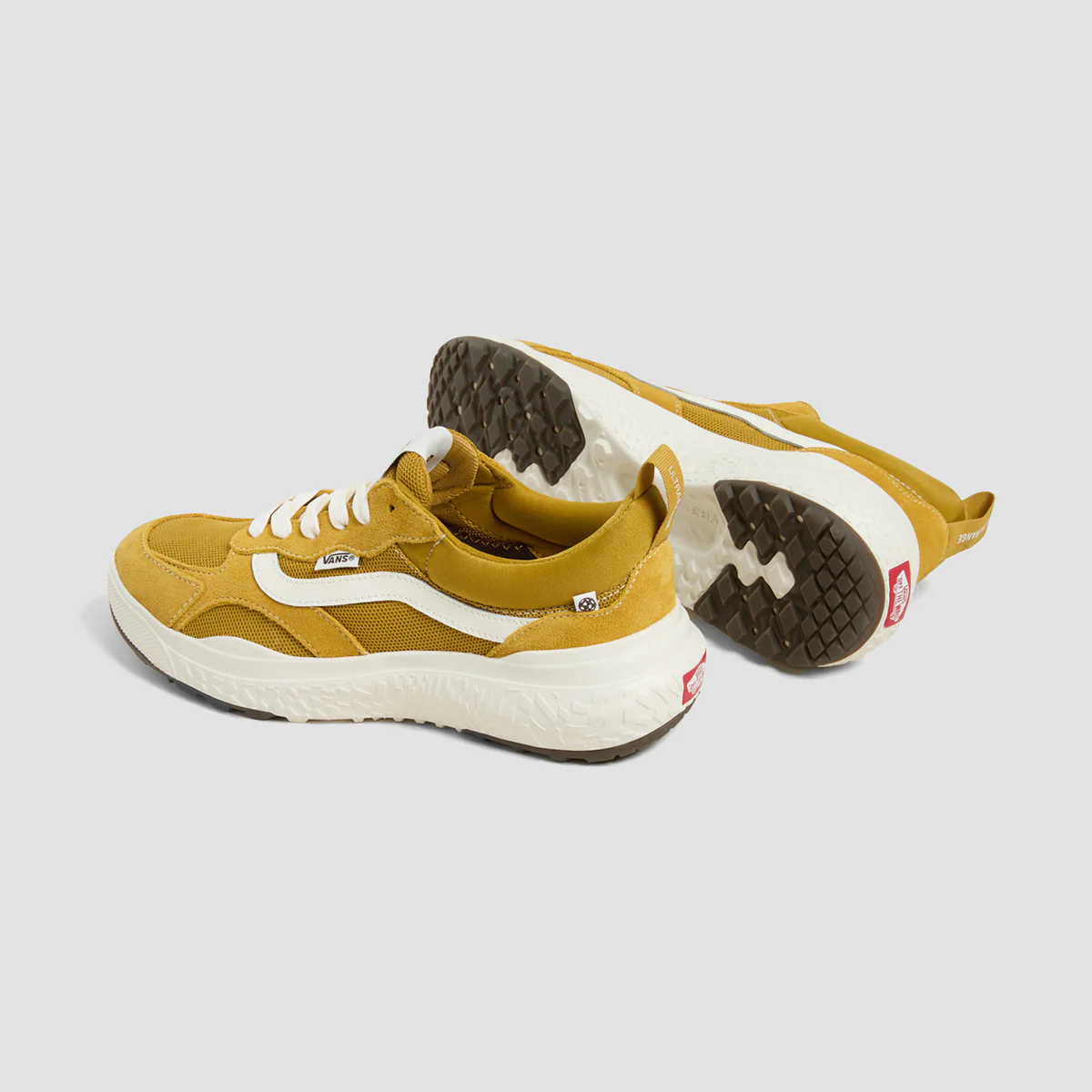 Vans MTE UltraRange Neo VR3 Shoes - Vintage Yellow - Image 2