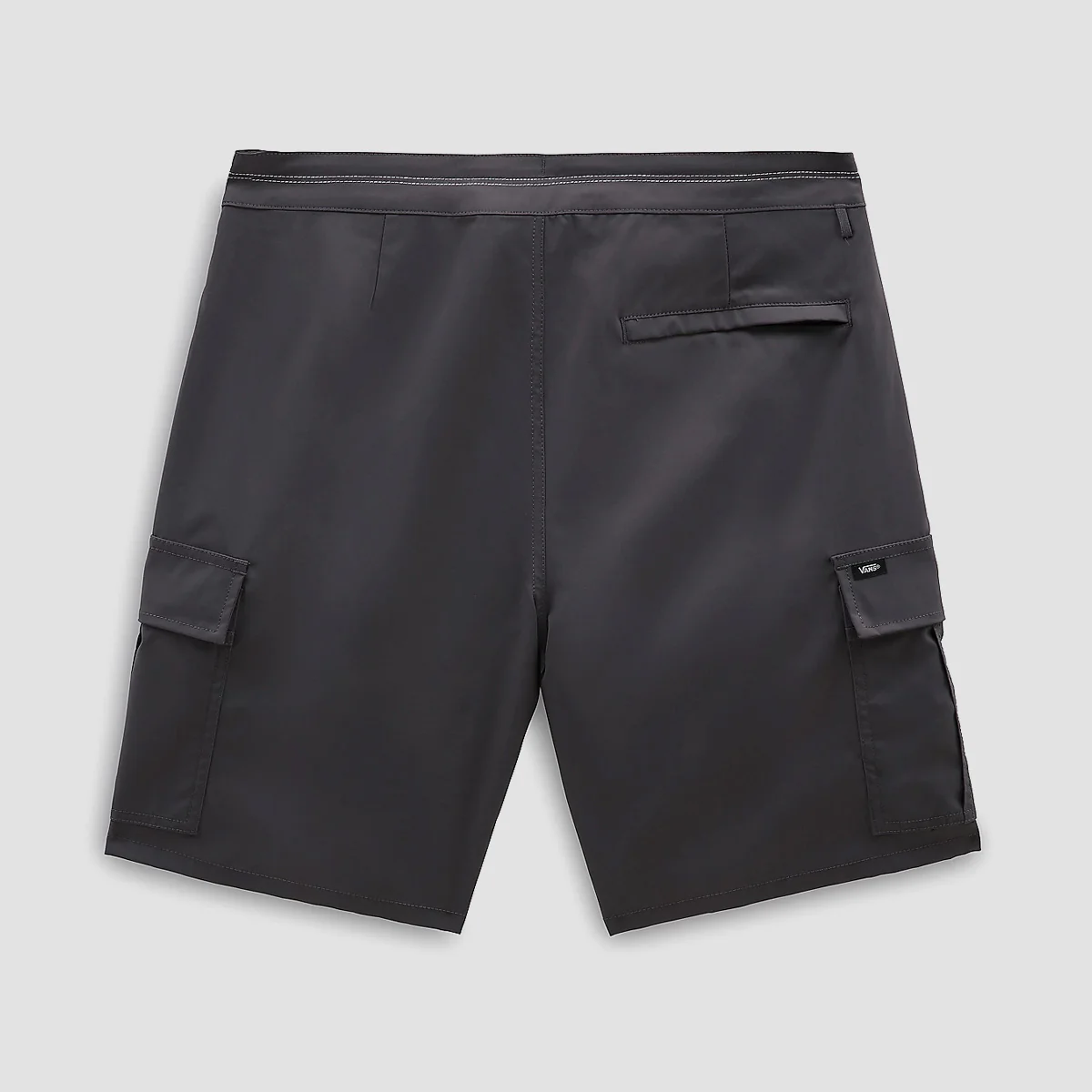Vans MTE Voyage Essentials 19" Boardshorts Asphalt - Image 2
