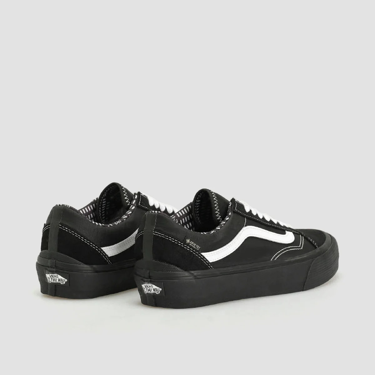 Vans Old Skool GORE-TEX Shoes - Gore-Tex Black - Image 3