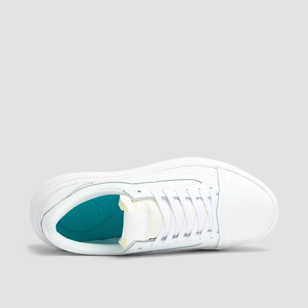Vans Old Skool Overt CC Shoes - Leather True White/True White - Image 4