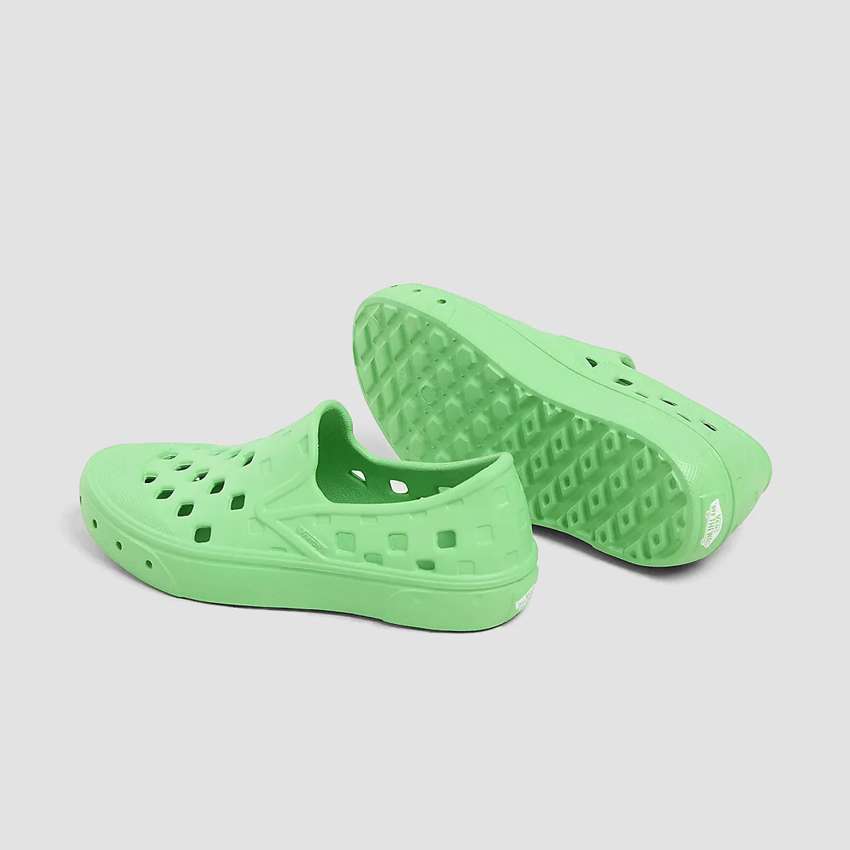Vans Slip-On TRK Shoes - Summer Brights Poison Green - Kids - Image 2