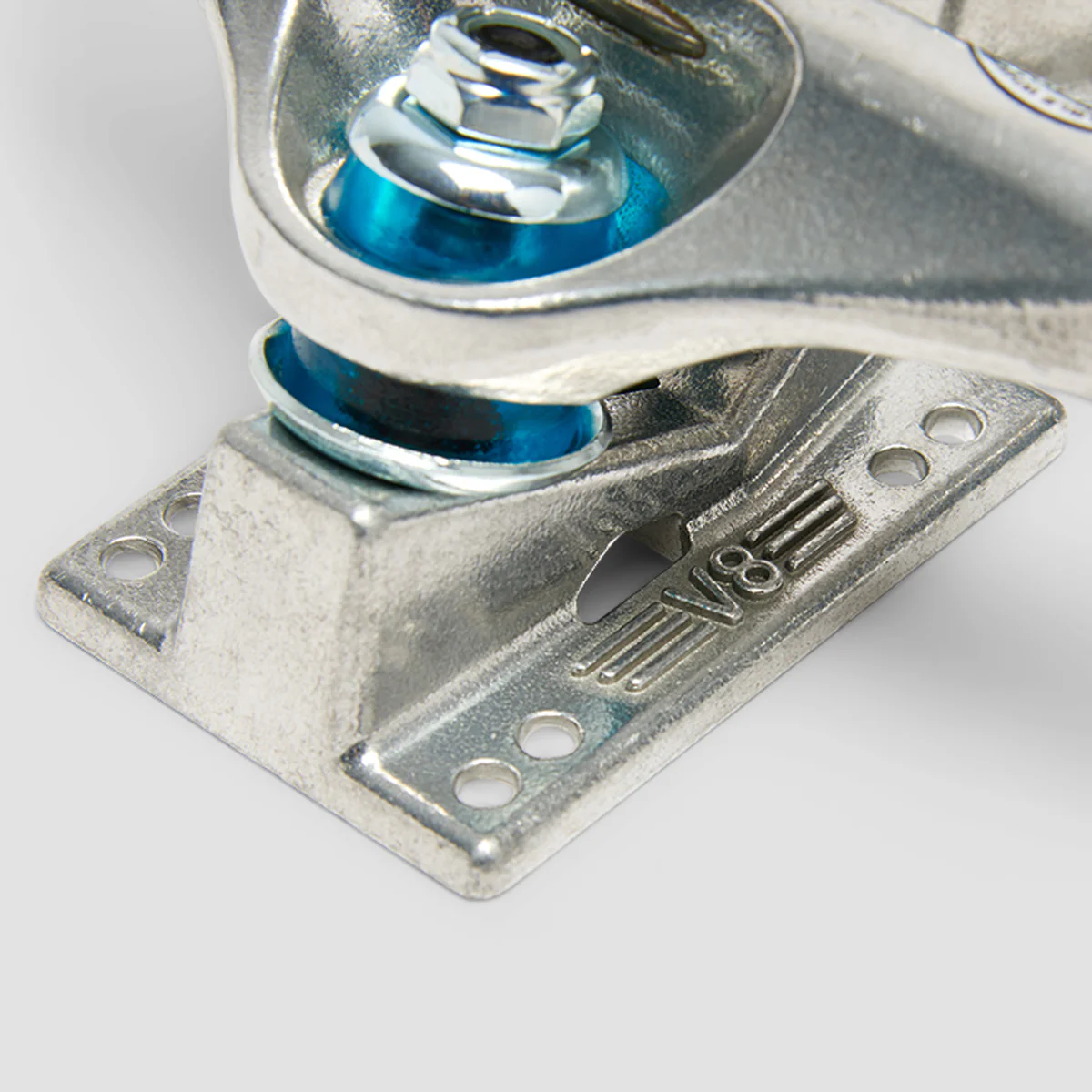 Venture Hi 5.2 V8 Eric Koston Trucks 1 Pair Polished - 8" - Image 5