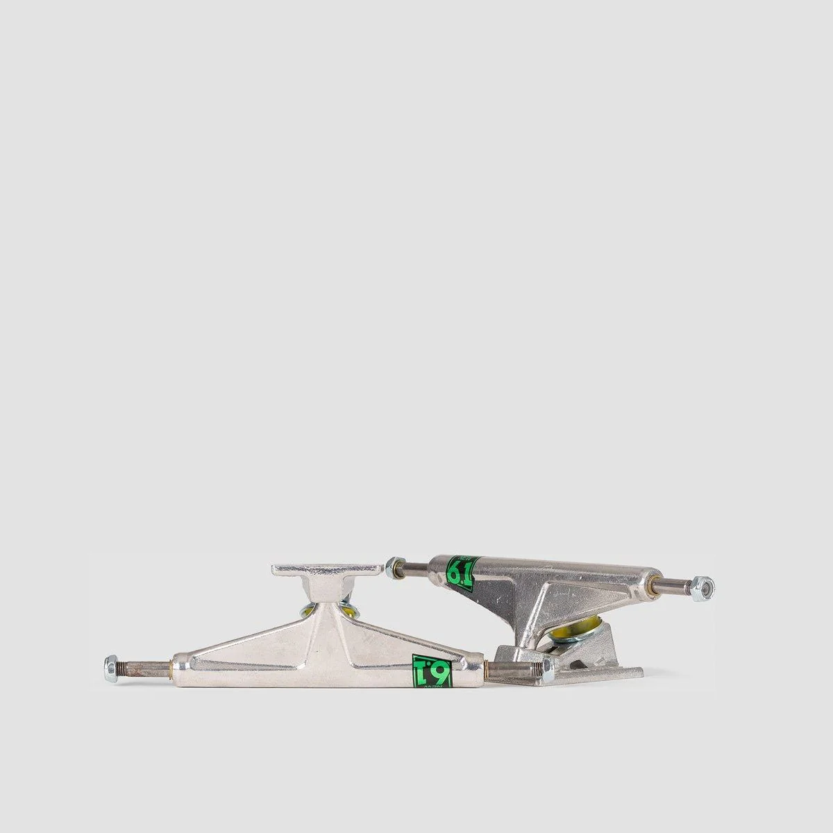 Venture Hi 6.1 Skateboard Trucks 1 Pair All Polished - 8.75" - Image 3