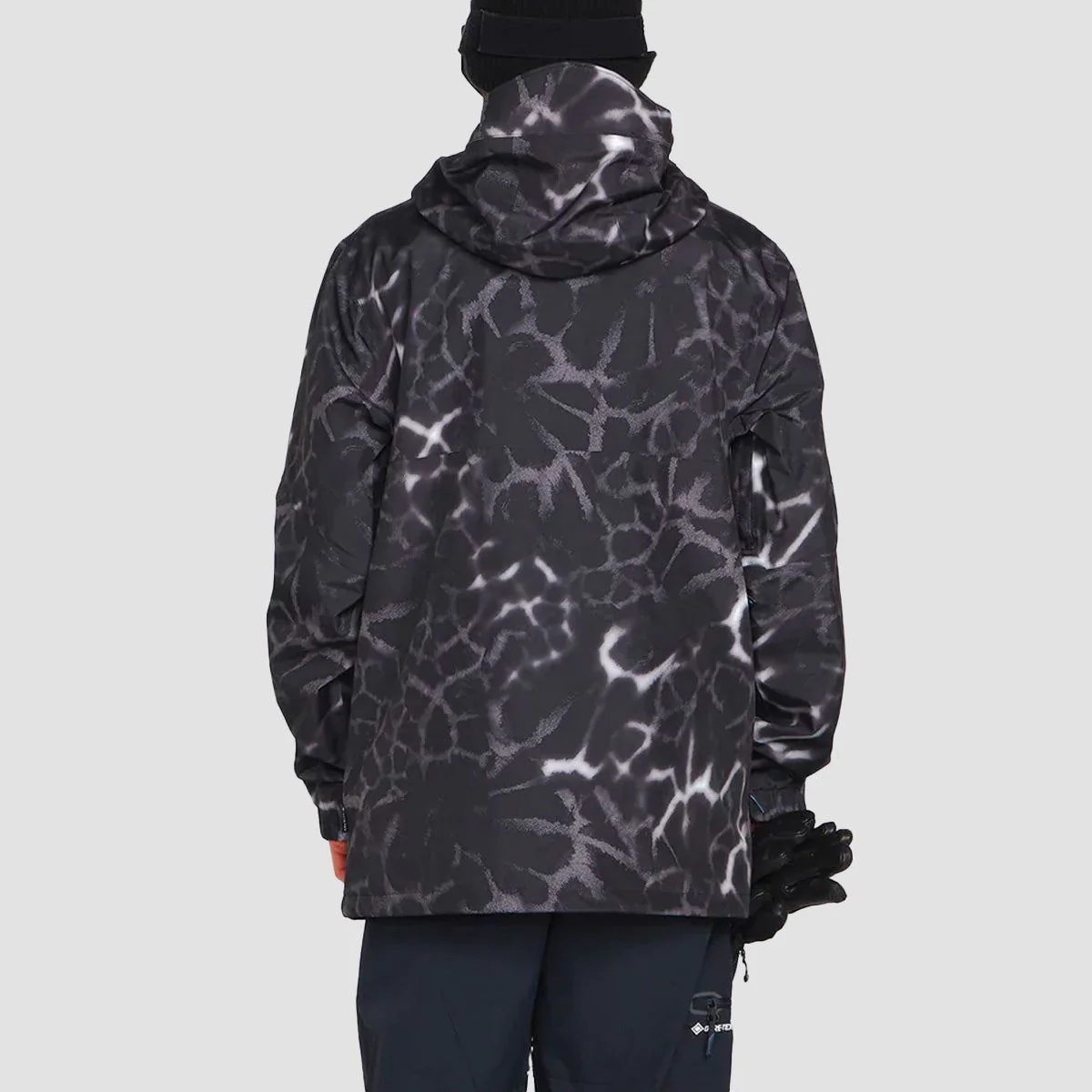 Volcom L Gore-Tex Snow Jacket Black Giraffe - Image 2