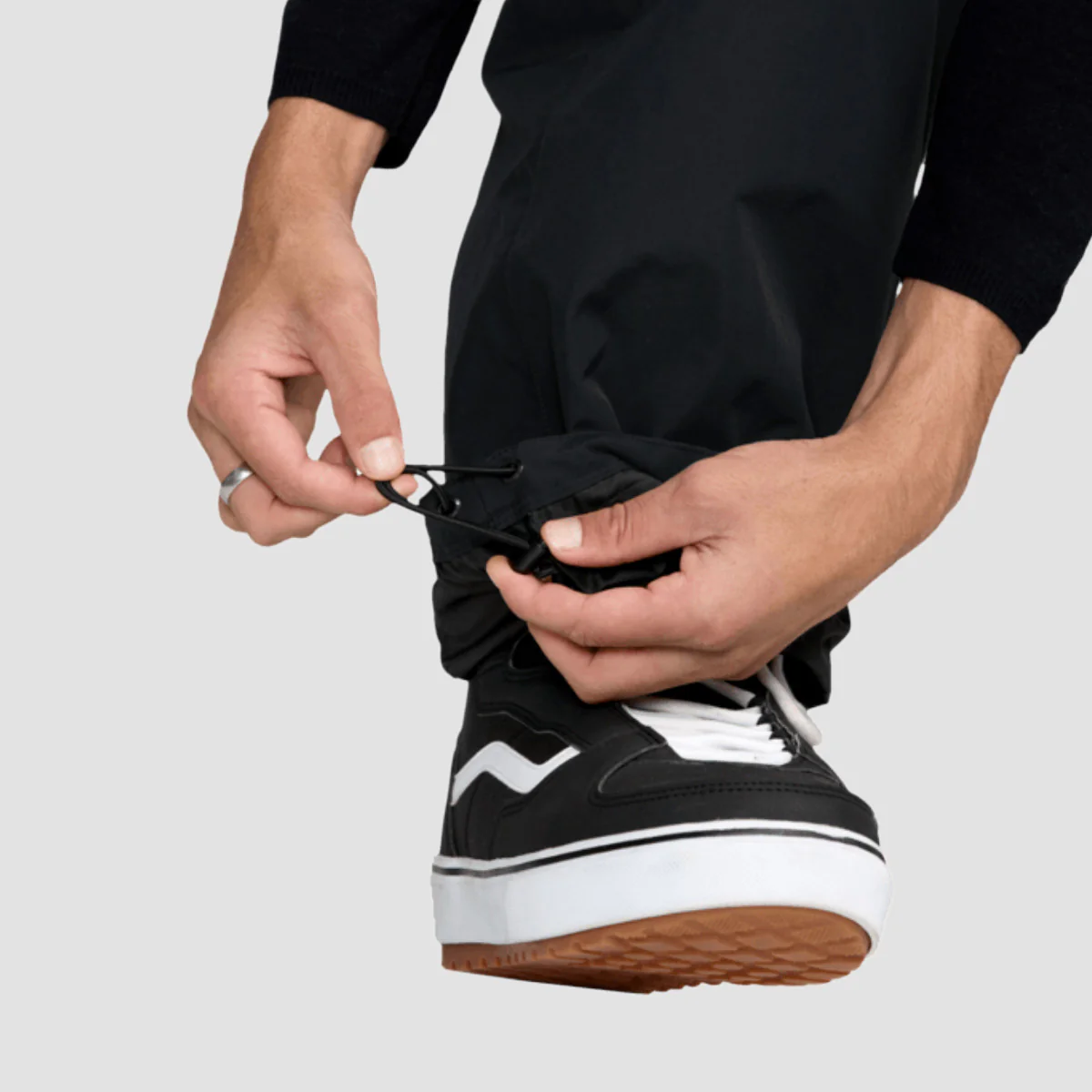 Volcom Longo Gore-Tex Snow Pants Black - Image 4