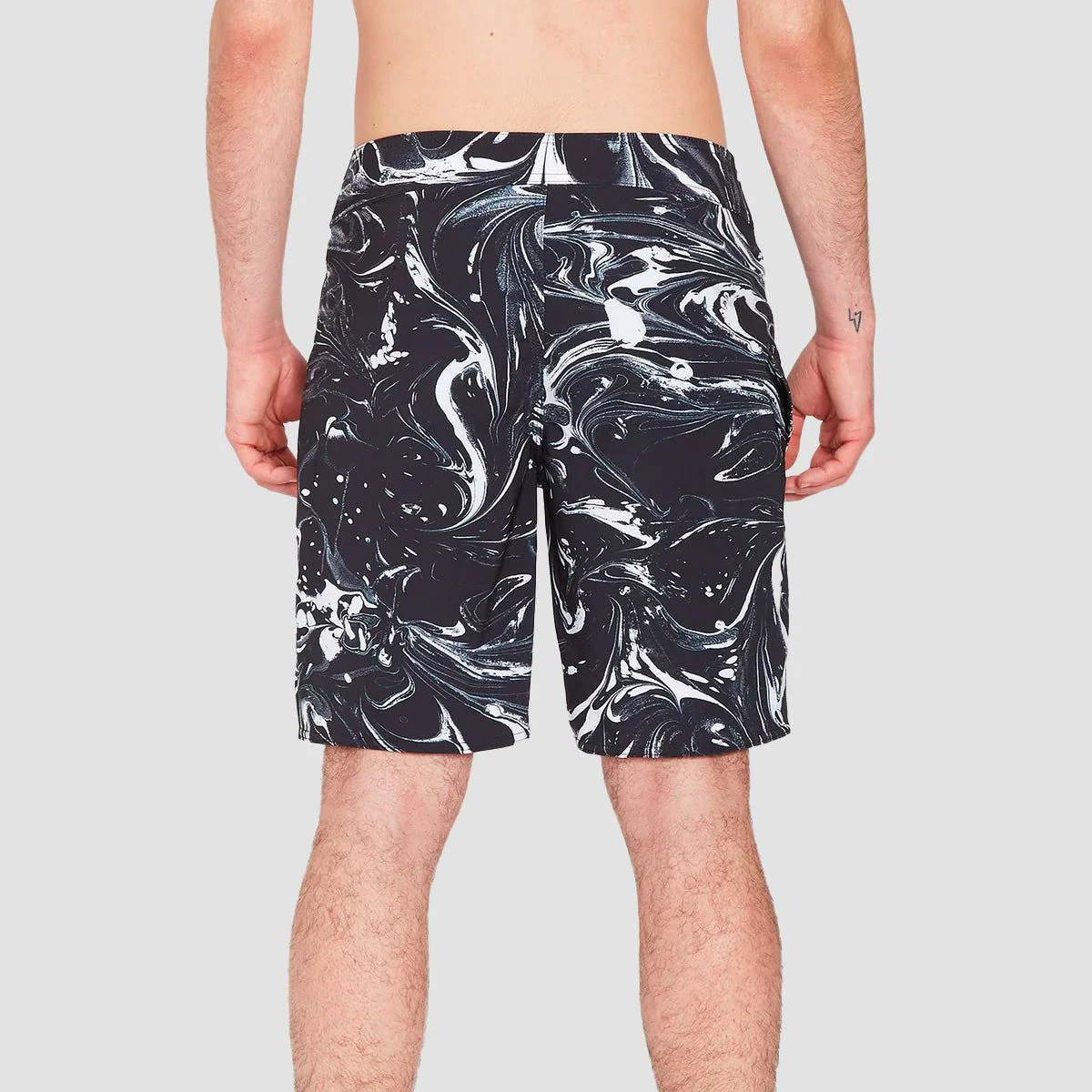 Volcom Marble Mod 19" Boardshorts Black - Image 2