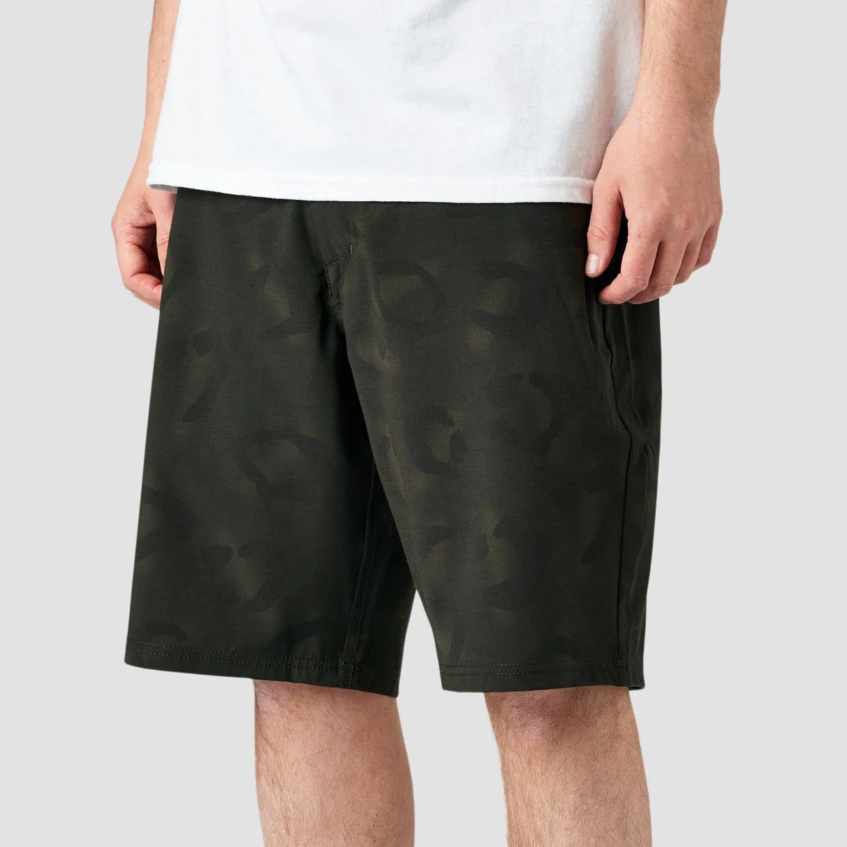 Volcom Mix Frickin Cross Shred 20" Hybrid Shorts Rinsed Black - Image 2